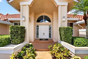 10192 Shireoaks Ln, Boca Raton, FL 33498 - Photo 4