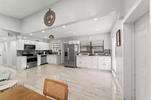 371 Kentucky Ave, Fort Lauderdale, FL 33312 - Photo 4