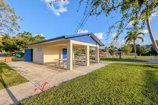 407 NW 7th St, Boynton Beach, FL 33426 - Photo 38