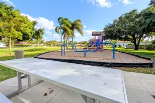 407 NW 7th St, Boynton Beach, FL 33426 - Photo 44