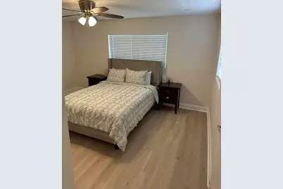 192 SE 27th Court, Boynton Beach, FL 33435 - Photo 12