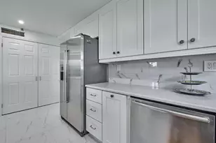 374 Golfview Rd, North Palm Beach, FL 33408 - Photo 22