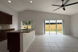 3386 Treasure Ln, Margate, FL 33063 - Photo 6