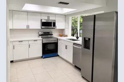 4827 NW 43rd Court, Lauderdale Lakes, FL 33319 - Photo 2
