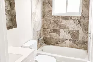 4827 NW 43rd Ct, Lauderdale Lakes, FL 33319 - Photo 14