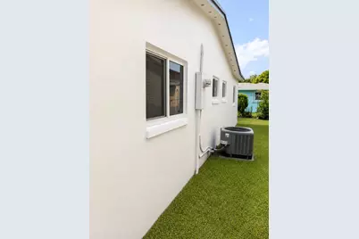 4827 NW 43rd Court, Lauderdale Lakes, FL 33319 - Photo 32