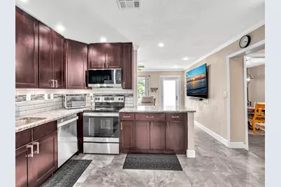 2448 NE 14th Terrace, Pompano Beach, FL 33064 - Photo 4