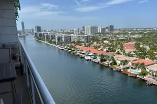 1600 S Ocean Dr, Hollywood, FL 33019 - Photo 2