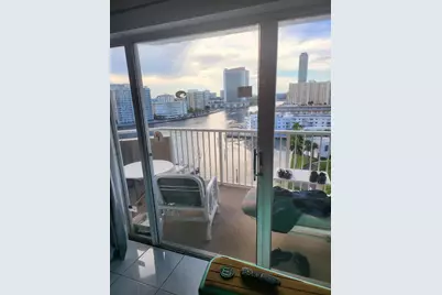 1965 S Ocean Drive #9Q, Hallandale Beach, FL 33009 - Photo 10