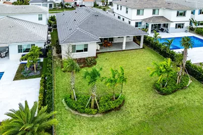 12272 Waterstone Circle, Palm Beach Gardens, FL 33412 - Photo 28