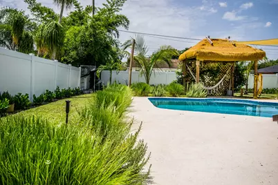 272 SW Fairchild Avenue, Port Saint Lucie, FL 34984 - Photo 14