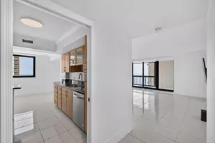 5380 N Ocean Dr, Singer Island, FL 33404 - Photo 22