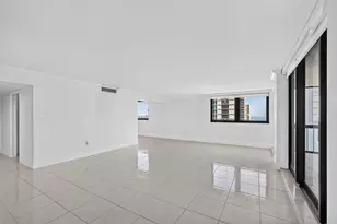 5380 N Ocean Dr, Singer Island, FL 33404 - Photo 16