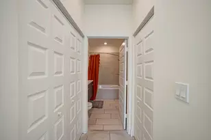 4725 NW 85th Ave, Doral, FL 33166 - Photo 8