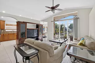 6815 Imperial Beach Cir, Delray Beach, FL 33446 - Photo 6