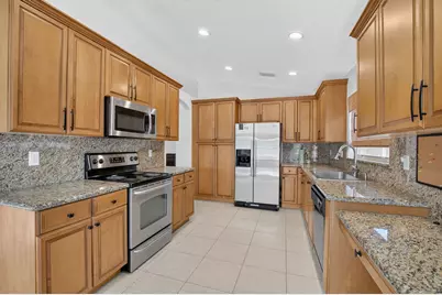 6815 Imperial Beach Circle, Delray Beach, FL 33446 - Photo 22