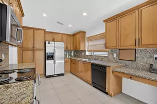 6815 Imperial Beach Cir, Delray Beach, FL 33446 - Photo 12