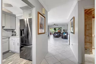 21214 Lago Circle #8b, Boca Raton, FL 33433 - Photo 2