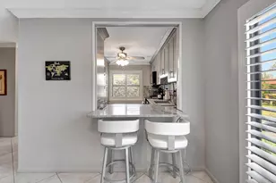 21214 Lago Cir, Boca Raton, FL 33433 - Photo 6