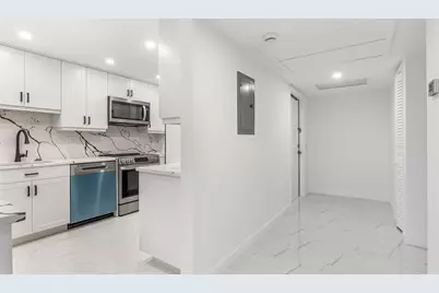 3000 N Palm Aire Drive #407, Pompano Beach, FL 33069 - Photo 8