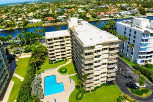 1069 Hillsboro Mile, Hillsboro Beach, FL 33062 - Photo 4