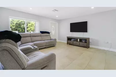 2488 Pineway Drive, West Palm Beach, FL 33415 - Photo 6