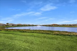 10161 Timber Crk Wy, Palm Beach Gardens, FL 33412 - Photo 2