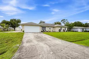 482 SE Galleon Ln, Port Saint Lucie, FL 34983 - Photo 4