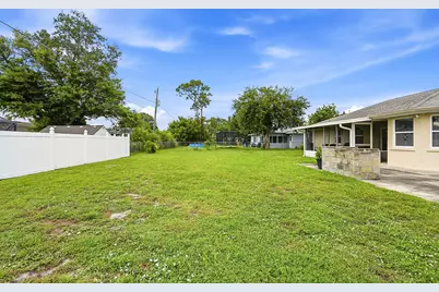 482 SE Galleon Lane, Port Saint Lucie, FL 34983 - Photo 32