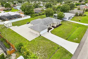 482 SE Galleon Ln, Port Saint Lucie, FL 34983 - Photo 44