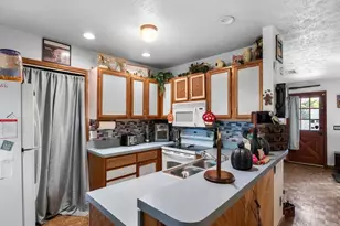 2315 28th Ave SW, Vero Beach, FL 32960 - Photo 20