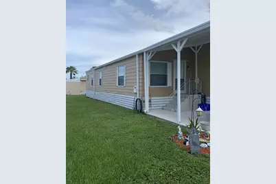 8 SE Hernando Lane, Port Saint Lucie, FL 34952 - Photo 20