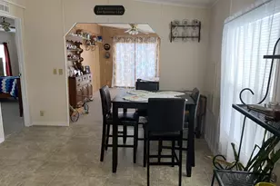 8 SE Hernando Ln, Port Saint Lucie, FL 34952 - Photo 4