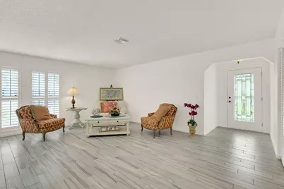 3824 SE Fairway E, Stuart, FL 34997 - Photo 8