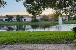 911 Seminole Palms Dr, Greenacres, FL 33463 - Photo 16