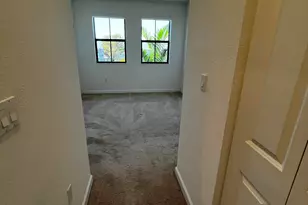 542 SW 19th Ter, Fort Lauderdale, FL 33312 - Photo 8