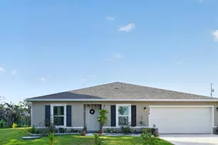 2274 SE Powell Ct, Port Saint Lucie, FL 34952 - Photo 2