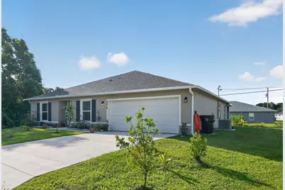 2274 SE Powell Court, Port Saint Lucie, FL 34952 - Photo 4