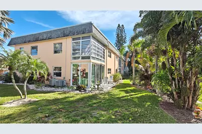 2950 SE Ocean Boulevard #37-6, Stuart, FL 34996 - Photo 4