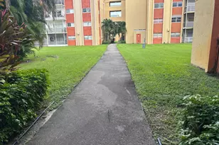 3710 NW 21st St, Lauderdale Lakes, FL 33311 - Photo 12