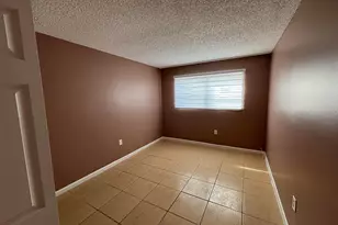 3710 NW 21st St, Lauderdale Lakes, FL 33311 - Photo 8
