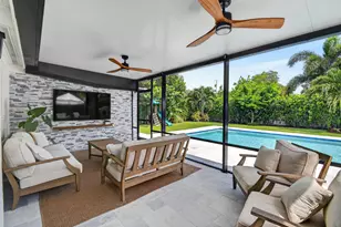 2427 Country Oaks Ln, Palm Beach Gardens, FL 33410 - Photo 20