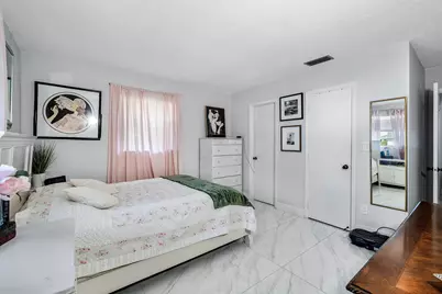 114 SW 8th Court, Boynton Beach, FL 33426 - Photo 18