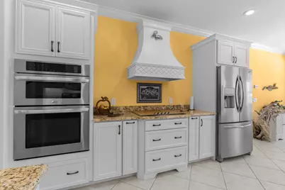 2165 6th Court SE, Vero Beach, FL 32962 - Photo 16