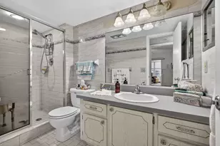 330 Wellington G, West Palm Beach, FL 33417 - Photo 10