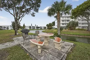 330 Wellington G, West Palm Beach, FL 33417 - Photo 18