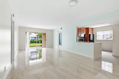 12069 Royal Palm Boulevard #3I, Coral Springs, FL 33065 - Photo 6