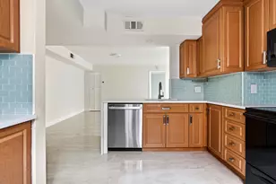 12069 Royal Palm Blvd, Coral Springs, FL 33065 - Photo 4