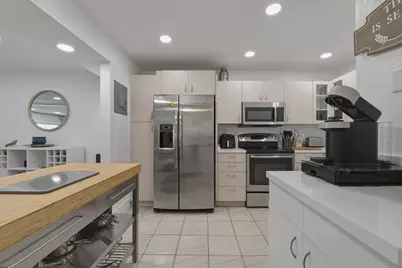 9200 N Hollybrook Lake Drive #310, Pembroke Pines, FL 33025 - Photo 10
