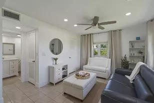 9200 N Hollybrook Lake Dr, Pembroke Pines, FL 33025 - Photo 18